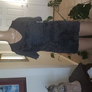 Guess s vneck black velvet script front plain gray black